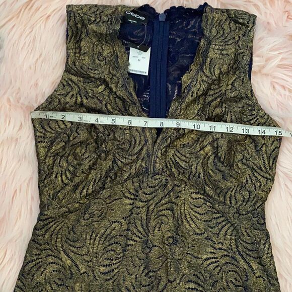 Bebe Metallic Lace Design Dress Contemporary Feminine Scalloped Brand New - Picture 10 of 14